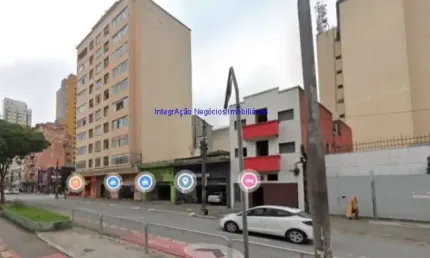 Prédio 432m² e 05 banheiros.  Excelente localização, a 10 minutos andando para a estação de trem Júlio Prestes;  Entre as Ruas Guaianazes, Conselheiro Nébias e General Osório.  Todas as informações aq