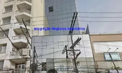 Conjunto comercial  157m² e 02 banheiros.  condomínio com recepção e segurança 24hrs.  excelente localização á 4 minutos andando para a estação