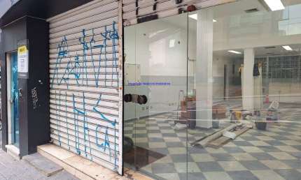 Loja 170m² e 01 banheiro.   Excelente localização á 7 minutos andando para a estação do metrô Brigadeiro; Entre as Ruas Manuel da Nobrega