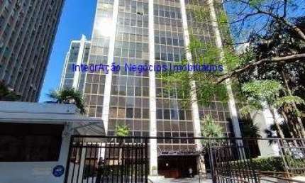 Conjunto Comercial 514m², 04 banheiro e 08 vagas de garagem.  Condomínio com recepção e segurança.  Excelente localização;