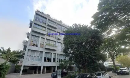 Prédio 4.114m² m², 10 banheiros e 24 vagas na garagem.  Excelente localização entre as Ruas Purpurina, Fidalga e Wisard.