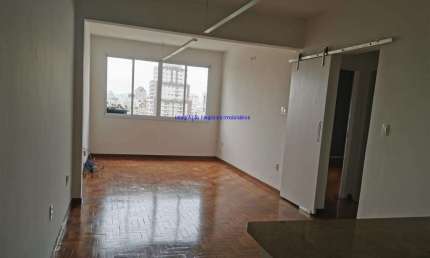 Apartamento 82m², 02 dormitórios e 01 banheiro.  Condomínio com portaria e segurança.  Excelente localização
