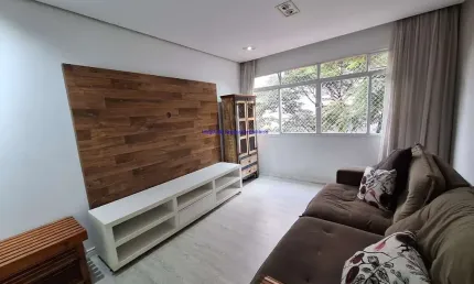 Apartamento MOBILIADO 95m², 02 dormitórios, 02 banheiros e 01 vaga na garagem.  Condomínio com portaria e segurança.  Excelente localização