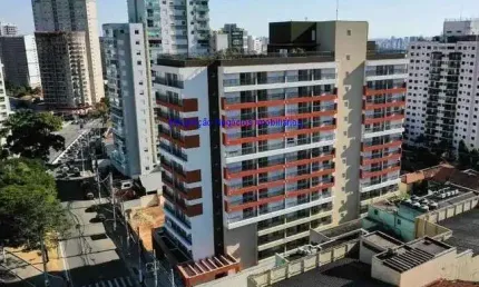 Apartamento studio 33m², 01 dormitório e 01 banheiro.  condomínio com portaria, segurança,  academia e salão de festa.  excelente localização