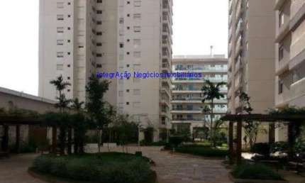 Apartamento 135m², 03 dormitórios (sendo 01 suíte), 02 banheiros e 02 vagas na garagem.  Condomínio com portaria, segurança, piscina, academia