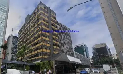 Conjunto comercial 19m² e 01 banheiro.  condomínio com portaria e segurança.  excelente localização, á 4 minutos andando para a estação do metrô