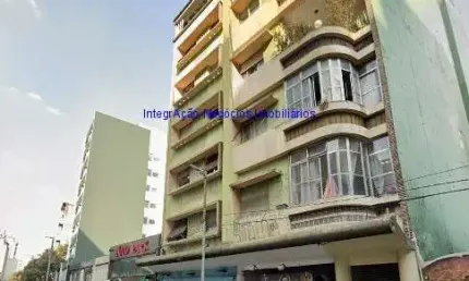 Apartamento 108m², 03 dormitórios e 01 banheiro.  condomínio com portaria e segurança.  excelente localização