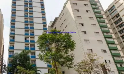 Apartamento 03 dormitórios (sendo 01 suíte), 02 banheiros e 01 vaga de garagem.  condomínio com portaria e segurança.  excelente localização