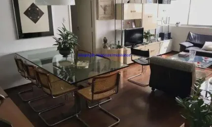 Apartamento mobiliádo 108m²,  03 dormitórios,  03 banheiros e 01 vaga de garagem.  condomínio comportaria e segurança.  excelente localização