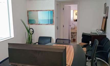 Belíssimo sobrado comercial no bairro da Água Branca