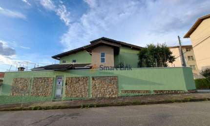 Sobrado com 3 dormitórios à venda, 205 m² por R$ 900.000,00 - Vila Lavínia - Mogi das Cruzes/SP