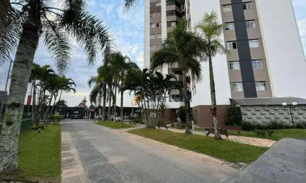 Apartamento com 3 dormitórios à venda, 64 m² por R$ 325.000,00 - Floresta - Joinville/SC