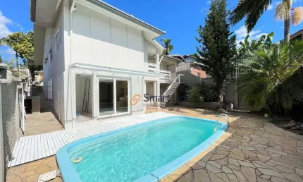 Casa com 3 dormitórios à venda, 206 m² por R$ 650.000,00 - Petrópolis - Novo Hamburgo/RS