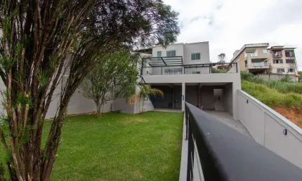 Casa com 3 dormitórios à venda, 202 m² por R$ 1.100.000,00 - São Pedro - Juiz de Fora/MG