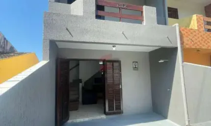 Casa com 2 quartos à venda na Avenida Paranaguá, 6356, Balneário Betaras, Matinhos, 120 m2 por R$ 368.000