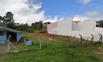 Terreno à venda na Avenida Nilza Gelinsky de Faria, 902, Planta Deodoro, Piraquara por R$ 150.000