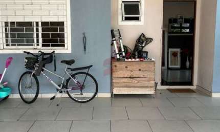 Casa com 2 quartos à venda na Rua Cassiano Ricardo, 430, Vargem Grande, Pinhais, 98 m2 por R$ 500.000