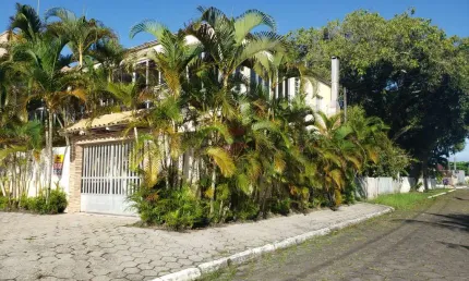 Casa com 3 quartos à venda na Rua Raul De Castro E Silva, 537, Ipanema, Pontal do Paraná por R$ 600.000