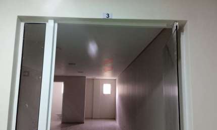 Sala comercial para alugar na Rua Vinte e Cinco de Agosto, 490, Centro, Pinhais, 33 m2 por R$ 1.700