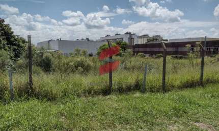 Terreno à venda na Rua Vinte e Quatro de Maio, 220, Centro, Pinhais, 3310 m2 por R$ 3.900.000