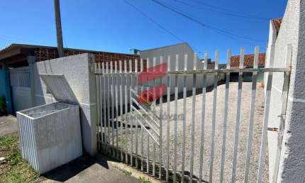 Casa com 2 quartos à venda na Rua Clemente Simião, 537, Vila Juliana, Piraquara por R$ 230.000
