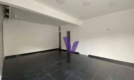 Sala comercial para alugar na Rua Águas Virtuosas, Parque Peruche, São Paulo