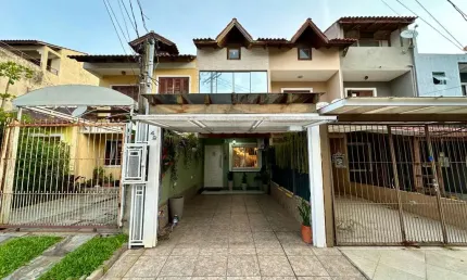 Casa com 2 quartos à venda na Rua Azise Pedro Falcão, Hípica, Porto Alegre