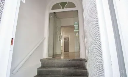 Edifício comercial para venda no bairro menino deus em porto alegre