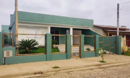 Casa com 3 quartos à venda no Atlântida Sul (Distrito), Osório 