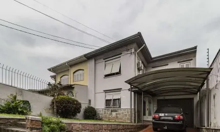 Casa com 3 quartos à venda na Rua Veador Porto, Santana, Porto Alegre