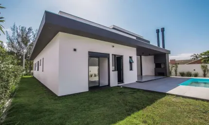 Casa 4 quartos sendo 4 suítes para venda no bairro centro em passo de torres