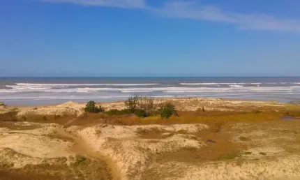Terreno à venda na Praia Real, Torres 