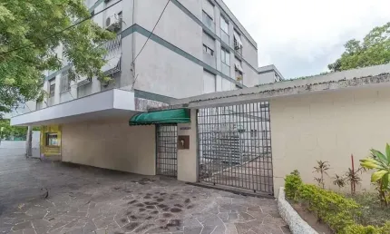 Apartamento para venda  no Bairro Vila Ipiranga em Porto Alegre
