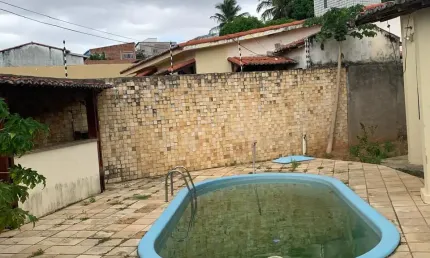 Casa com 4 quartos à venda na Avenida Maria Lacerda Montenegro, 5, Nova Parnamirim, Parnamirim