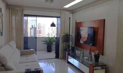 -COP 30 - APARTAMENTO COM 3 SUÍTES NO EDIFÍXIO PLAZA ALEXANDRIA! -ÁREA PRIVATIVA DE 153M² - 18° ANDAR. -02 VAGAS DE GARAGEM. -NASCENTE.