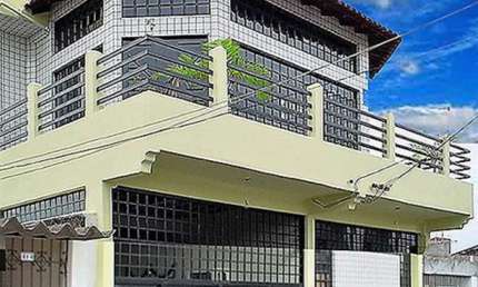 -COP 30 - CASA DE 3 PAVIMENTOS  COM 3 SUÍTES NO PANORAMA  XXI. -02 VAGAS DE GARAGEM. -NASCENTE E POENTE.