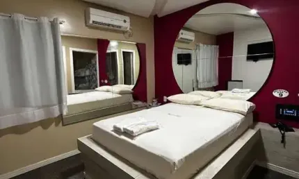 -COP 30 - APARTAMENTO COM 1 SUÍTE NA POUSADA MIMUS! -ÁREA PRIVATIVA DE 20M² -  APARTAMENTO N° 02. -01 VAGA DE GARAGEM.