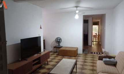 CASA DE 2 PAVIMENTOS COM PONTO COMERCIAL NO TÉRREO! ÁREA PRIVATIVA DE 395,72. 02 VAGAS DE GARAGEM.