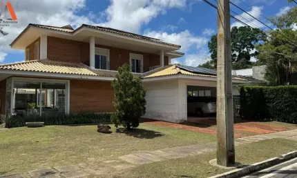 -COP 30 - CASA DE 2 PAVIMENTOS COM 4 SUÍTES + GABINETE NO CONDOMÍNIO ÁGUA CRISTAL! -ÁREA PRIVATIVA: 950M². -03 VAGAS DE GARAGEM.