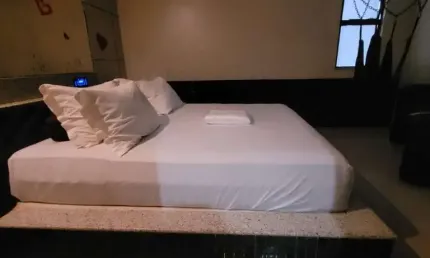 -COP 30 - APARTAMENTO COM 1 SUÍTE NA POUSADA VALENCY! -ÁREA PRIVATIVA DE 25M² - APTO 11 -1 VAGA DE GARAGEM.