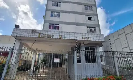 Apartamento studio com 1 suite no bairro do marco. área privativa de 47m² - 5° andar. 01 vaga de garagem.