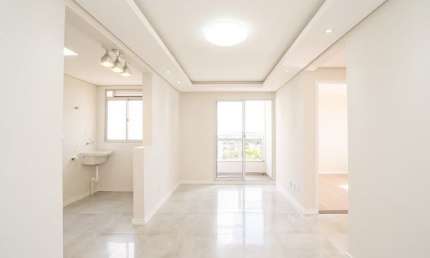 Apartamento NOVO com 2 quartos, 1 vaga, condomínio completo.