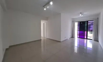 Freguesia Alugo apartamento 3 quartos frontal com varanda