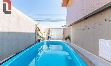 Casa com 3 dormitórios à venda, 220 m² por R$ 750.000,00 - Parolin - Curitiba/PR