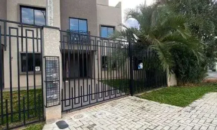 Sobrado com 3 quartos à venda, 158 m² por R$ 885.000 - Novo Mundo - Curitiba/PR