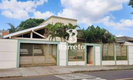 Casa com 3 dormitórios à venda, 340 m² por R$ 1.300.000,00 - Califórnia - Londrina/PR