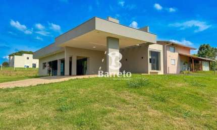 Casa com 3 dormitórios, 250 m² - venda por R$ 1.650.000,00 ou aluguel por R$ 8.000,00/mês - Condomínio Estancia Cabral - Londrina/PR