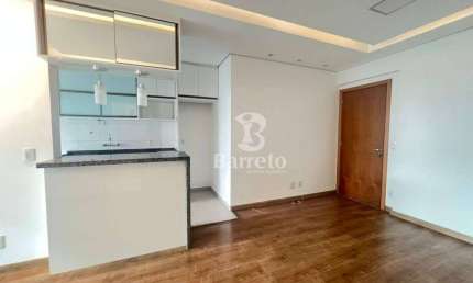 Apartamento com 3 dormitórios para alugar, 70 m² por R$ 3.190,00/mês - Santa Rosa - Londrina/PR