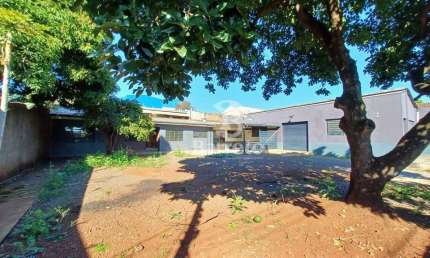 Sobre barracão com 200 m² à venda ou para alugar em Londrina - PR