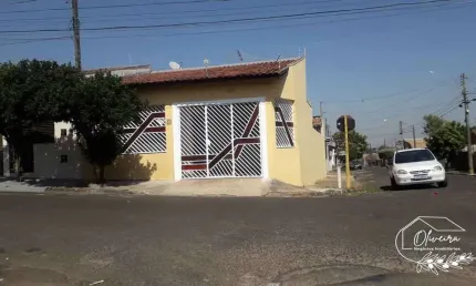 Casa com 3 quartos à venda na Vila Nove de Julho, Bauru 
